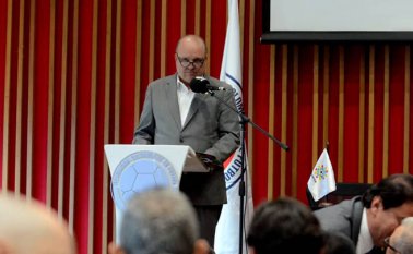 El principal cambio es que en el primer torneo del año se pasará de jugar en la segunda fase del torneo del sistema de cuadrangulares, con ocho equipos clasificados, a semifinales con partidos de ida y vuelta solo con los cuatro primeros equipos que clasifiquen del todos contra todos. Dimayor