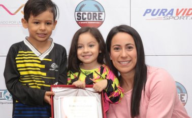 Mariana Pajón recibió las llaves de la ciudad y fue declarada huésped ilustre. Obando