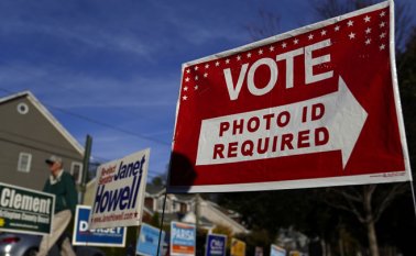 Los demócratas retomaron el control -por primera vez en unos 25 años- de las dos cámaras de la Asamblea de Virginia, según proyecciones de medios. AFP