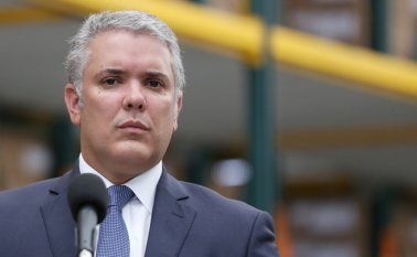 El presidente no condenó el hecho en Caquetá, en el que murieron los menores, pero sí hablo de los daños colaterales de los bombardeos. Colprensa