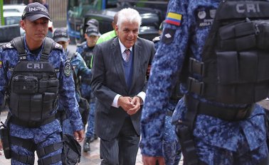 Ante la Sala de Instrucción de la Corte Suprema de Justicia se presentaron Fabio Younes por el presunto envío de droga hacia territorio estadounidense, en el que también hace parte el guerrillero reinsidente 'Jesús Santrich'. Colprensa