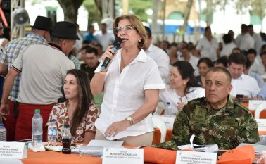La ministra Margarita Cabello Blanco presentó en Barichara el plan de acción en materia de infraestructura carcelaria. Tomada de Twitter @MinjusticiaCo