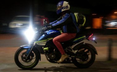 El 92 % de las motocicletas se usan como vehículo de trabajo y transporte, mientras que tan solo el 8 % se usa para recreación o deporte.