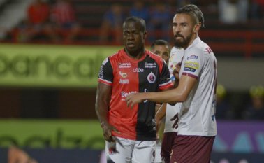 Las derrotas de los motilones 3-1 ante Nacional y Junior les bajaron los ánimos y en su reciente partido, en su casa el estadio General Santander, también ante Tolima, pudieron igualar sin goles. Archivo