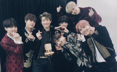 Hoy, el público musical no solo canta y baila al ritmo en coreano, sino que quiere lucir como los cantantes de K-Pop. @deletaed