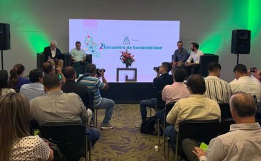 Salomón Kalmanovitz, Silvano Serrano, José Miguel González y Francisco Unda durante el foro ‘Retos y Desafíos de Norte de Santander’, ayer en Cúcuta. Cortesía