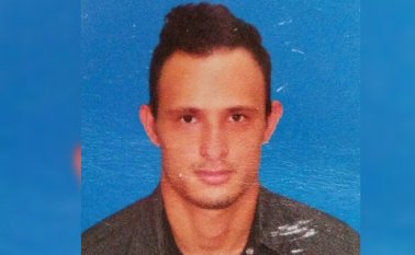 Cualquier información sobre el paradero de Quintero informe al número 3183609500. Cortesía