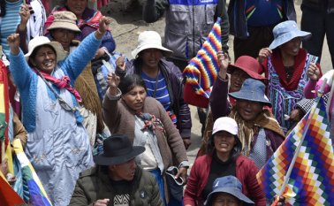 Venidos de la región cocalera de Chapare, cuna política del líder indígena, cientos de campesinos que protestan en el centro de Bolivia acusan el golpe de orfandad.
Archivo