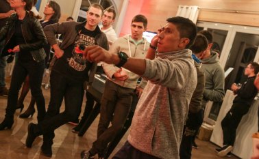 El ciclista colombiano ya está en Francia conociendo su nuevo club y compartiendo con quienes serán sus compañeros para la temporada 2020. Twitter Arkéa Team