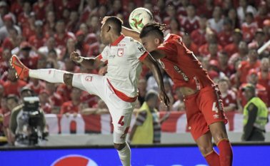 América se enfrentó al Independiente Santa Fe en el estadio Pascual Guerrero. Colprensa