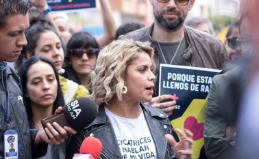 Adriana Lucía hace parte del colectivo 'UnCantoXColombia'. Colprensa