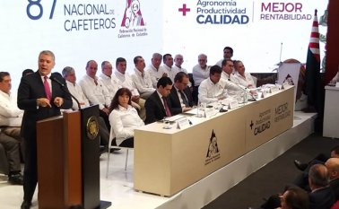 El presidente de Colombia, Iván Duque, se comprometió a constituir un Conpes para el sector cafetero a mediados del próximo año. Federación de Cafeteros