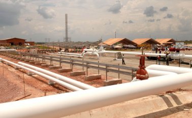 El Gobierno prepara una hoja de ruta para el próximo año y apunta a los 900.000 barriles promedio día. Archivo