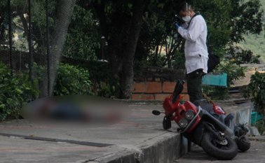 Unidades de la Seccional de Investigación Criminal (Sijín) precisaron que la víctima no portaba documentos de identificación.
 Cristian Herrera