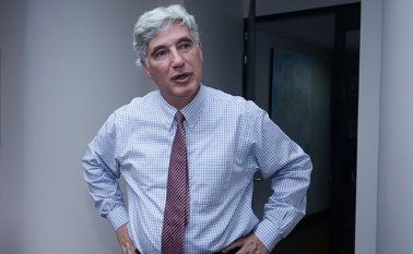 Más se demora un funcionario en salir, que el sonajero en empezar a moverse, y por ello ya hay nombres de posibles candidatos para reemplazar a Uribe. Colprensa