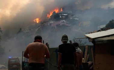 Se consumieron rápidamente unas 150 hectáreas de terreno.
 AFP