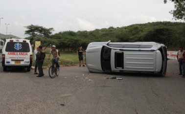 A las 9:15 de la mañana ocurrió el choque en inmediaciones de la redoma de Santa Rosa de Lima. Cortesía
