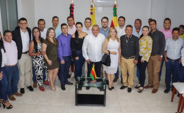 Eugenio Rangel y sus funcionarios. Cortesía