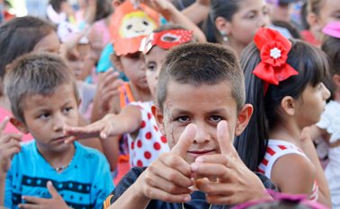 La actividad denominada #CineAlParque se realiza con el fin de estrechar lazos de amistad. Cortesía