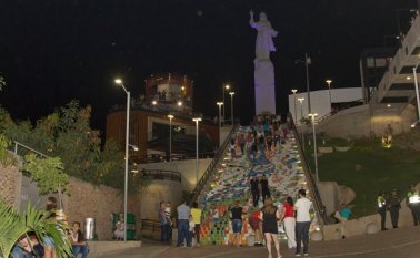 Este escenario se ha convertido en referente de turismo en la ciudad. Alfredo Estévez