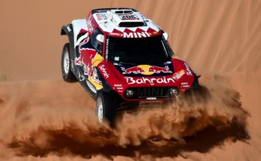 El miércoles, la décima etapa llevará a los pilotos al 'Empty quarter', una región del sur de Arabia Saudita que representa el mayor desierto de arena del mundo. AFP