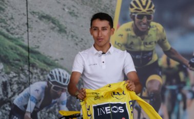 El zipaquireño se convirtió en primer colombiano y latinoamericano en ganar el Tour de Francia el año pasado. Archivo
