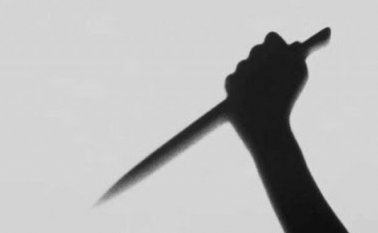 La mujer fue agredida con arma blanca, a la altura del tórax. Referencial