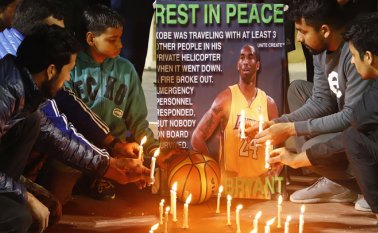 Pocas veces se alzan voces de consternación a nivel mundial como ocurrió con la muerte el domingo de la leyenda del baloncesto Kobe Bryant. AFP