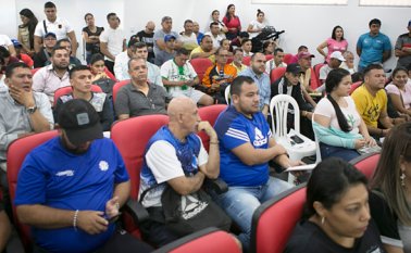 A la convocatoria hecha solo llegaron 95 representantes de clubes de los más de 200 que hay inscritos y con reconocimiento deportivo vigente. Juan Pablo Cohen