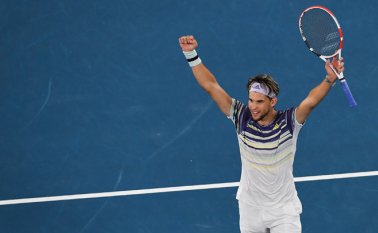 Dominic Thiem celebra su triunfo ante el alemán Alexander Zverev. AFP