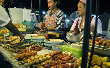 A pesar de que la tasa de desempleo de la ciudad se disminuyó a finales de 2019, esto no fue resultado de la vinculación laboral de colombianos, sino de el aumento de la contratación informal de los migrantes. Archivo La Opinión