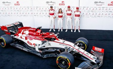 Tatiana Calderón agradeció al equipo por seguir confiando en ella. Tomada de Twitter @TataCalde