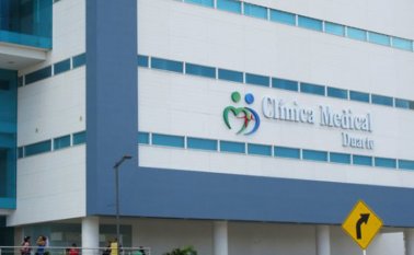 Fachada Clínica Medical Duarte. Archivo La Opinión