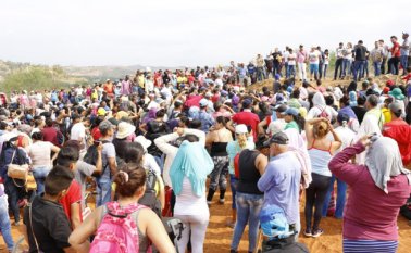 Siguen las conversaciones con los líderes de esta invasión para concertar compromisos. Cortesía