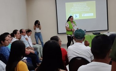 Margie Carrillo La Opinión 