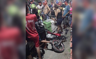 El conductor quedó a disposición de la autoridad competente. Cortesía Fermín Alviarez