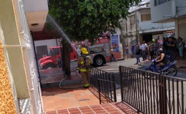 En la calle 17 con avenida 7.
La Opinión