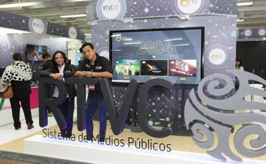 Una variada programación pensada en esta época de pandemia y donde la mayorìa de la familia deberá permanecer en cuarentena en la casa. Internet