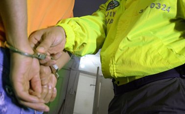 El hombre se fracturó el tobillo y ello fue aprovechado para finalmente darle captura.
Colprensa