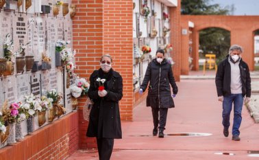 En Madrid es la más afectada con un 32% de las infecciones y el 58% de los fallecimientos. AFP