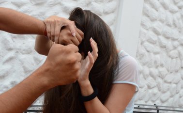 Según un informe del Observatorio Colombiano de las Mujeres, desde que arrancó la cuarentena, diariamente se están recibiendo 101 llamadas para denunciar hechos de violencia contra las mujeres. La Opinión
