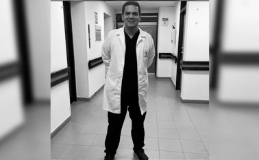 Sus más allegados lo describen como un héroe que muere en medio de esta tragedia. Colprensa