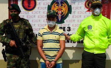 Según las autoridades, alias ‘Julián’ inició delinquiendo como mano derecha de Megateo, luego pasó a ‘Cóndor’ en Los Pelusos. Cortesía