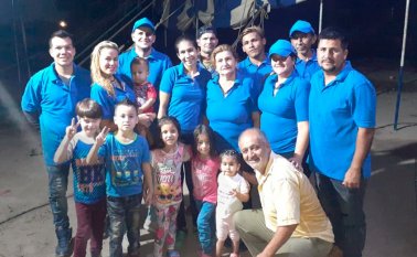 La familia Benítez lleva 33 años con el circo. Como viven en él, no tienen casa en Cúcuta.
 Cortesía para La Opinión