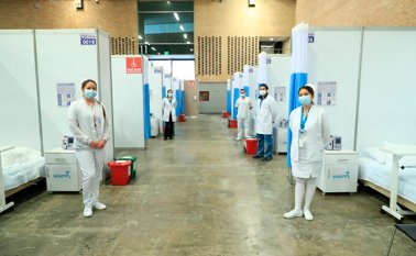 Todo esto busca aliviar la capacidad de los hospitales y clínicas de la capital del país. Colprensa