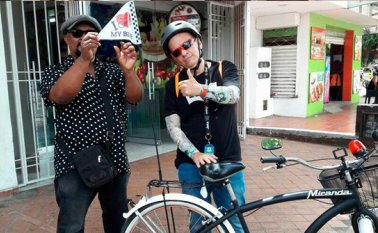 Jorge Augusto Miranda. médico del HOSPITAL ERASMO MEOZ usa y apoya la bicicleta como mejor alternativa de transporte en cuarentena.
 Cortesía