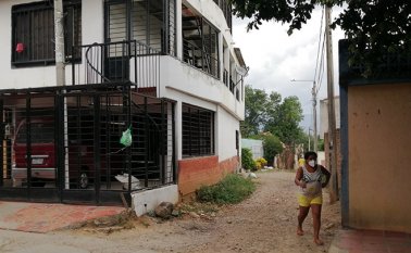 La esquina de la avenida 6 con calle 21 del barrio El Salado.  La Opinión