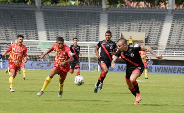 La Bundesliga de Alemania se usará como referente para evaluar la propuesta de retomar el fútbol colombiano. Colprensa