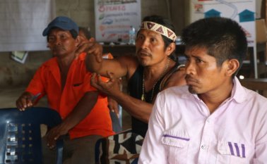 Los indígenas Uitoto, Bora, Muinane y Ocaina construyeron un análisis de los servicios ecosistémicos de sus territorios. Foto: Luisa Fernanda Ortiz – WWF Colombia.