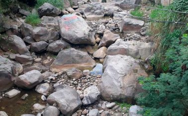 El lecho de la quebrada la honda desaparece aceleradamente por la fuerte sequía que impera en la región. Cortesía